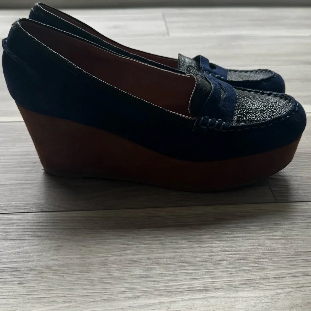 Pilcro and the Letterpress Navy Blue and Black Suede Leather Loafers